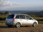 Opel Zafira 2.0 Turbo 2005 года